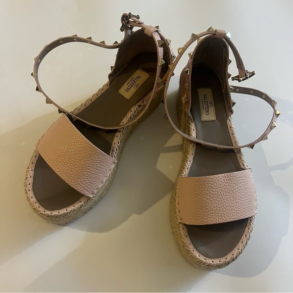 Valentino Pink Leather Rockstud Espadrille Platform Ankle Strap Sandals NWOT - Picture 2 of 9
